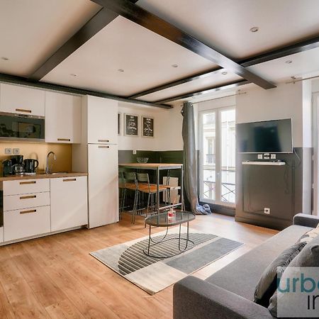 13 Luxury Flat Eiffel Design 2 Apartment Paris Bagian luar foto