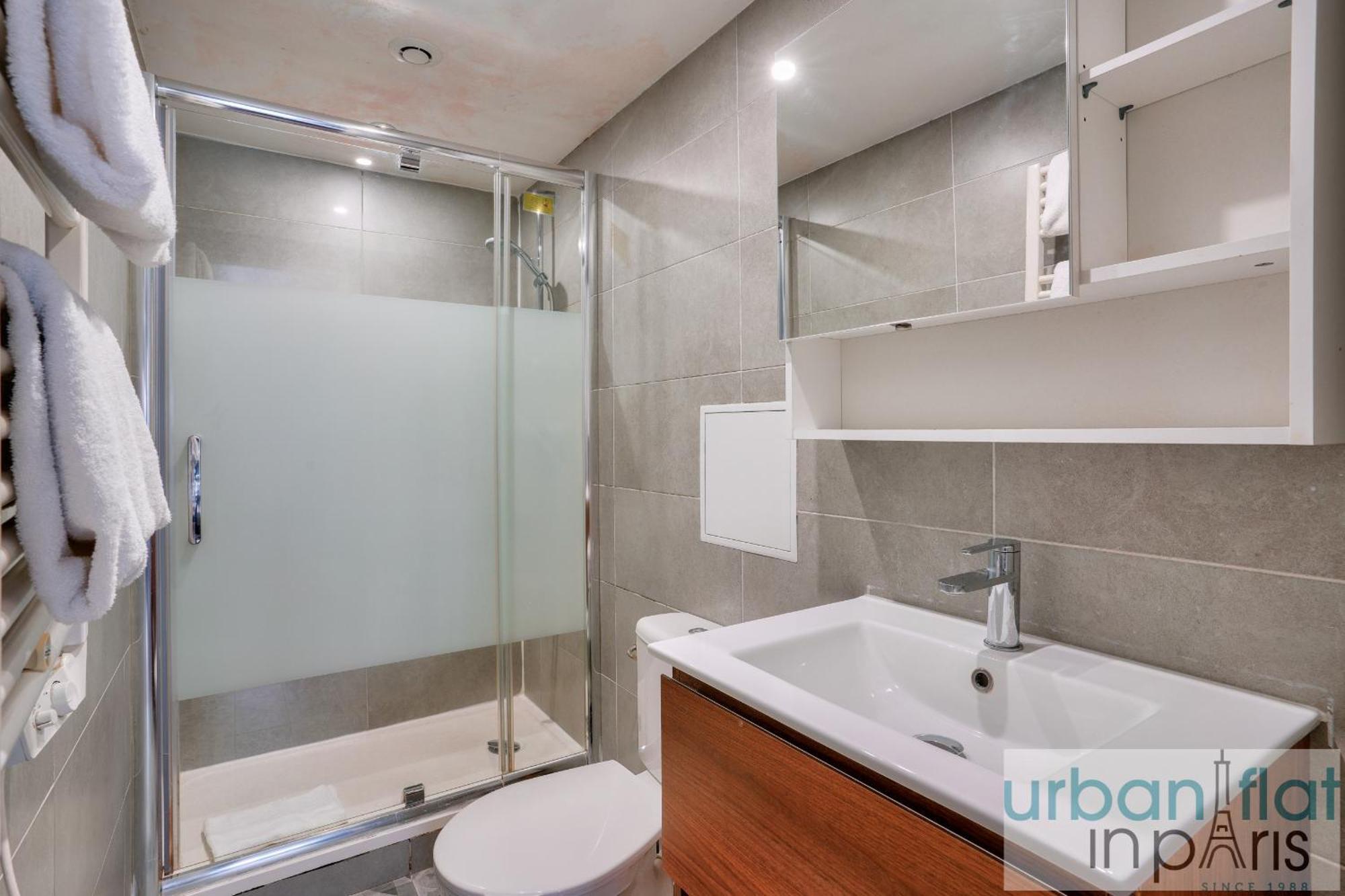 13 Luxury Flat Eiffel Design 2 Apartment Paris Bagian luar foto