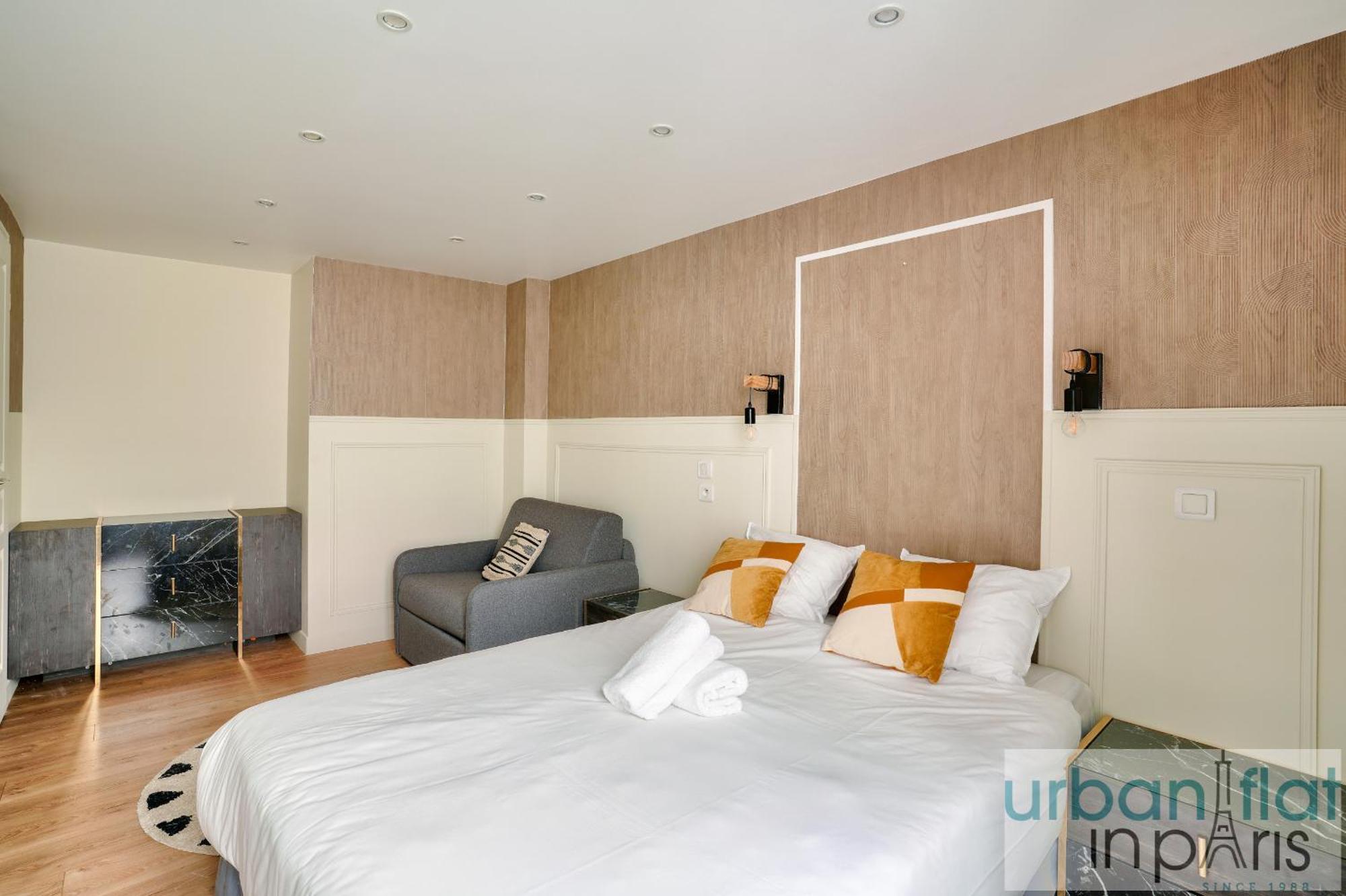 13 Luxury Flat Eiffel Design 2 Apartment Paris Bagian luar foto